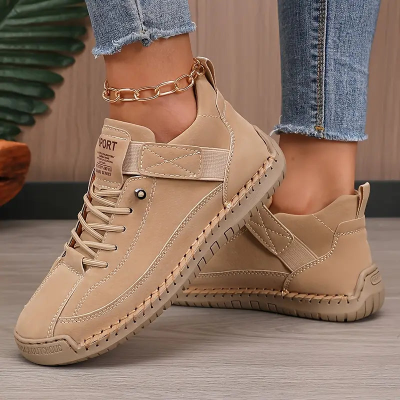 Mia | Classic Comfort Sneakers